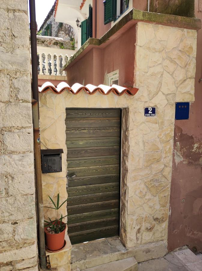 Ferienwohnung Old Stone House St Lawrence In The Heart Of Sibenik'S Old Town Exterior foto